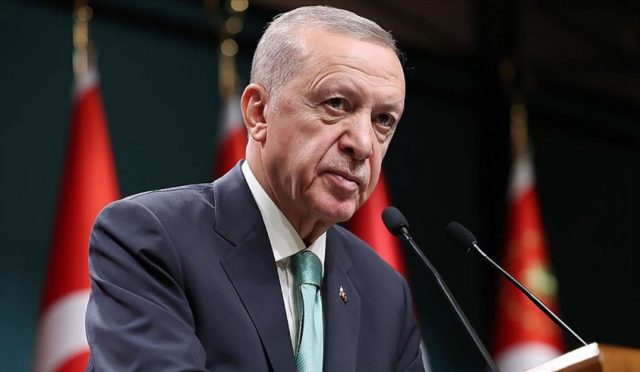 cumhurbaskani-erdogan-chp-genel-lideri-ozelden-50-bin-lira-manevi-tazminat-kazandi-ubI2cn34.jpg